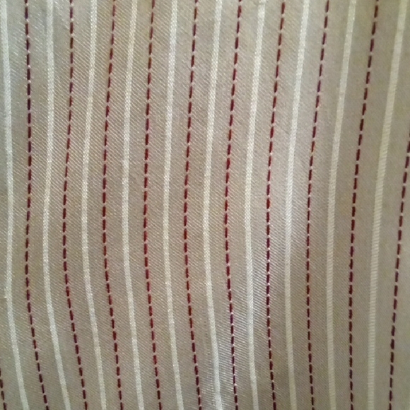 Womans 4 Royalsilk Cream Relaxed ButtonedSleeve Notched Collar Button Down Shirt - Picture 3 of 4